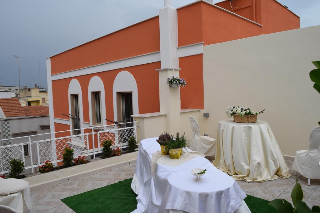 Domus Al Corso Con Servizio B&B Canosa di Puglia Exterior foto